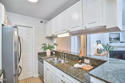1005 Kingswood Drive #E, Chapel Hill, NC 27517 - Photo 7