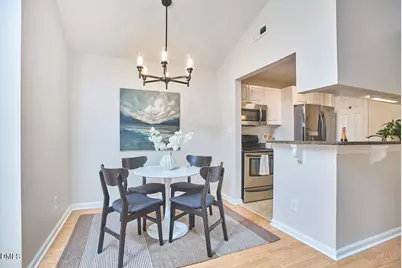 1005 Kingswood Drive #E, Chapel Hill, NC 27517 - Photo 5
