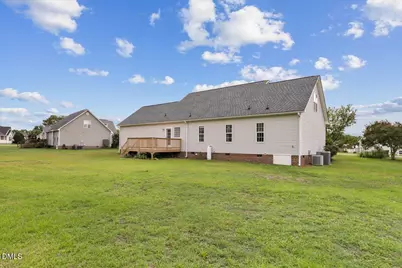 201 Jesse Drive, Smithfield, NC 27577 - Photo 9