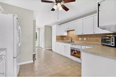 201 Jesse Drive, Smithfield, NC 27577 - Photo 29