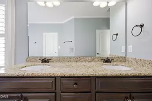2735 Cameron Pond Dr, Cary, NC 27519 - Photo 33