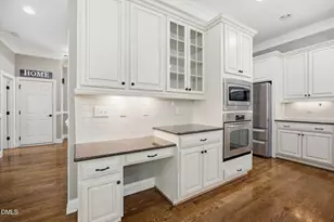 2735 Cameron Pond Dr, Cary, NC 27519 - Photo 15