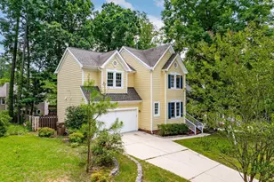 207 Bell Arthur Dr, Cary, NC 27519 - Photo 3