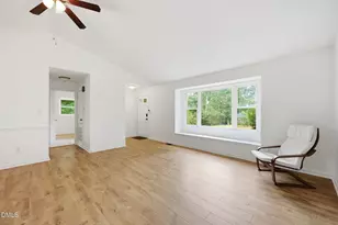 702 N 9th St, Mebane, NC 27302 - Photo 5