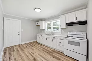 149 S Elizabeth St, Henderson, NC 27536 - Photo 5