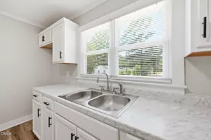 149 S Elizabeth St, Henderson, NC 27536 - Photo 3