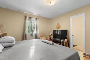 1217 Manassas Ct, Raleigh, NC 27609 - Photo 11