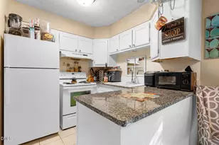 1217 Manassas Ct, Raleigh, NC 27609 - Photo 7