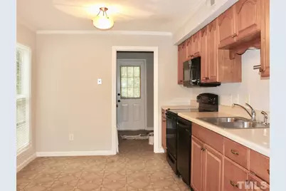 1355 Springlawn Court, Raleigh, NC 27609 - Photo 11