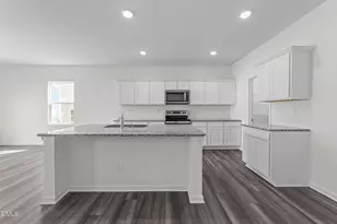 395 Shiloh Wy, Mebane, NC 27302 - Photo 5