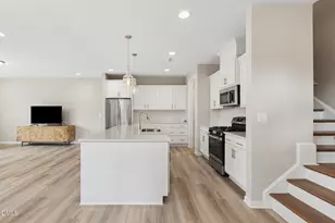 8015 Windthorn Pl, Cary, NC 27519 - Photo 9