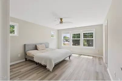 8015 Windthorn Place, Cary, NC 27519 - Photo 31