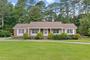 647 Mallard Rd, Smithfield, NC 27577 - Photo 1