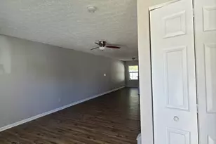 3105 Ivey Wood Ln, Durham, NC 27703 - Photo 3