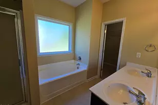1421 Tawny Vw Ln, Raleigh, NC 27603 - Photo 29
