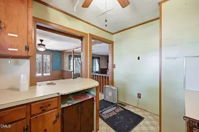 940 Nc Hwy 42, Goldston, NC 27252 - Photo 17