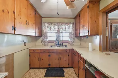 940 Nc Hwy 42, Goldston, NC 27252 - Photo 15