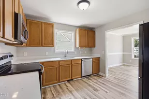 224 Cross Current Ln, Raleigh, NC 27610 - Photo 9