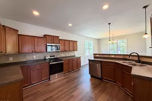 858 Omaha Dr, Broadway, NC 27505 - Photo 5