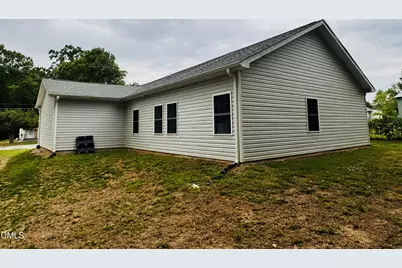 407 Walker Avenue, Graham, NC 27253 - Photo 23