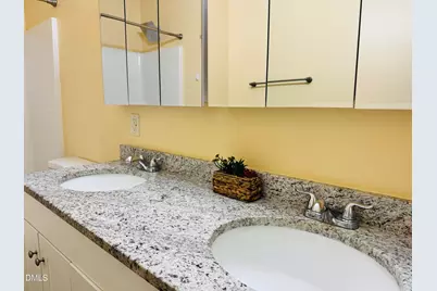407 Walker Avenue, Graham, NC 27253 - Photo 21