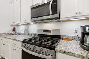 7012 Vanover Dr, Raleigh, NC 27604 - Photo 13