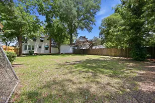 408 E Lee St, Smithfield, NC 27577 - Photo 33