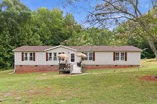 5218 Divine Ln, Mebane, NC 27302 - Photo 3