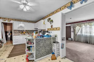 6117 Louise St, Fayetteville, NC 28314 - Photo 9
