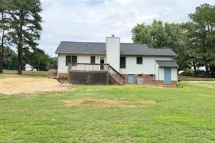 460 Parrott Rd, Henderson, NC 27537 - Photo 23