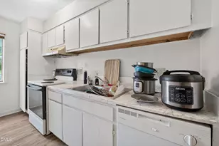 2510 Avent Ferry Rd, Raleigh, NC 27606 - Photo 5