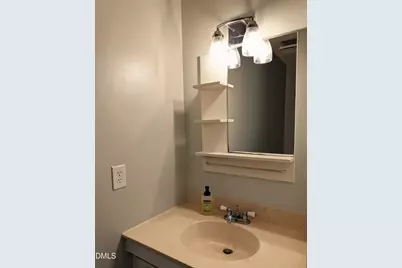 220 Elizabeth Street #Apt F3, Chapel Hill, NC 27514 - Photo 9