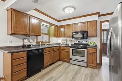6505 Wooden Shoe Lane, Raleigh, NC 27613 - Photo 7