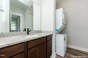 651 N O'Neil St, Clayton, NC 27520 - Photo 5
