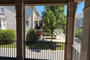 7628 McCrimmon Pkwy, Cary, NC 27519 - Photo 13