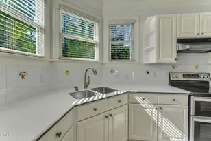 7804 Umstead Forest Dr, Raleigh, NC 27612 - Photo 17