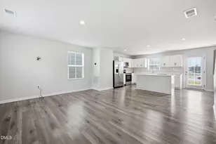 1432 Burgundy Blf Ln, Zebulon, NC 27597 - Photo 7