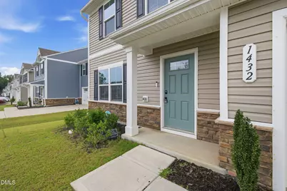 1432 Burgundy Bluff Lane, Zebulon, NC 27597 - Photo 3