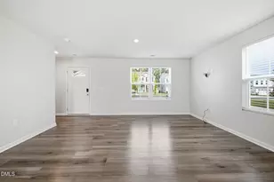 1432 Burgundy Blf Ln, Zebulon, NC 27597 - Photo 5