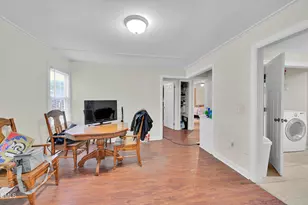 404 S Ash St, Greenville, NC 27858 - Photo 9
