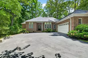 3239 Coventry Ct, Sanford, NC 27332 - Photo 7