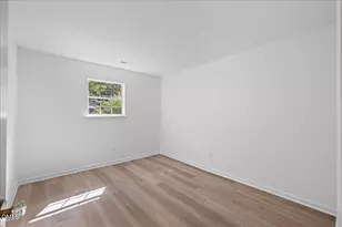 809 Felicia St, Durham, NC 27704 - Photo 15