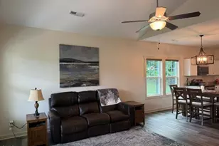 574 E Ridge Ave, Liberty, NC 27298 - Photo 9
