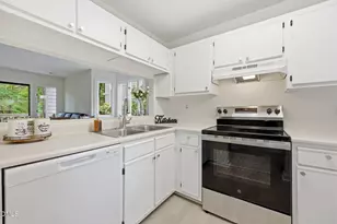 708 M L K Jr Blvd, Chapel Hill, NC 27514 - Photo 21