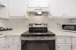 708 M L K Jr Blvd, Chapel Hill, NC 27514 - Photo 23