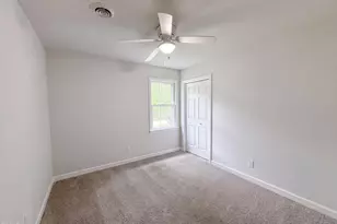 2721 Pebblebrook Dr, Sanford, NC 27330 - Photo 11