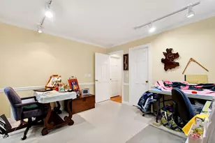 101 Dundalk Dr, Chapel Hill, NC 27517 - Photo 21