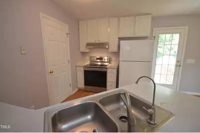 5725 Stone Crystal Drive, Fuquay Varina, NC 27526 - Photo 11