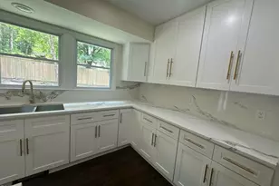 4409 Queenstown Ct, Raleigh, NC 27612 - Photo 13
