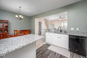 319 Orchard Park Dr, Cary, NC 27513 - Photo 17